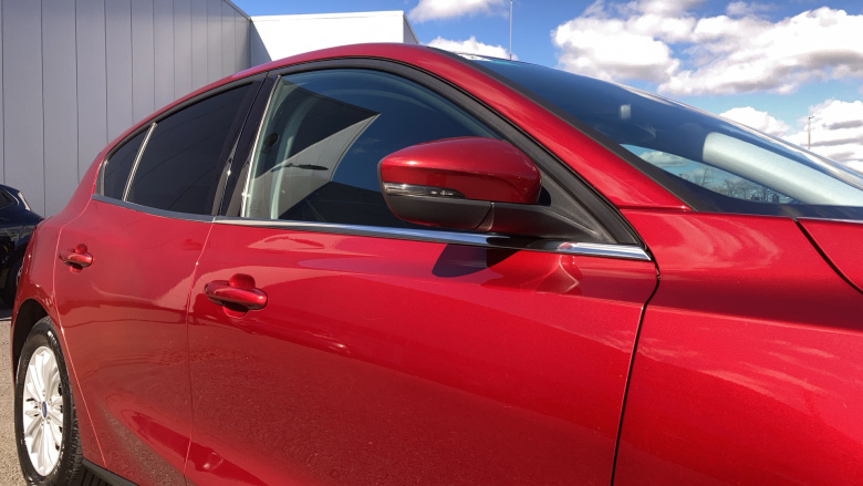 Ford Focus 1.0 EcoBoost 125 Titanium 5dr Auto Petrol Hatchback